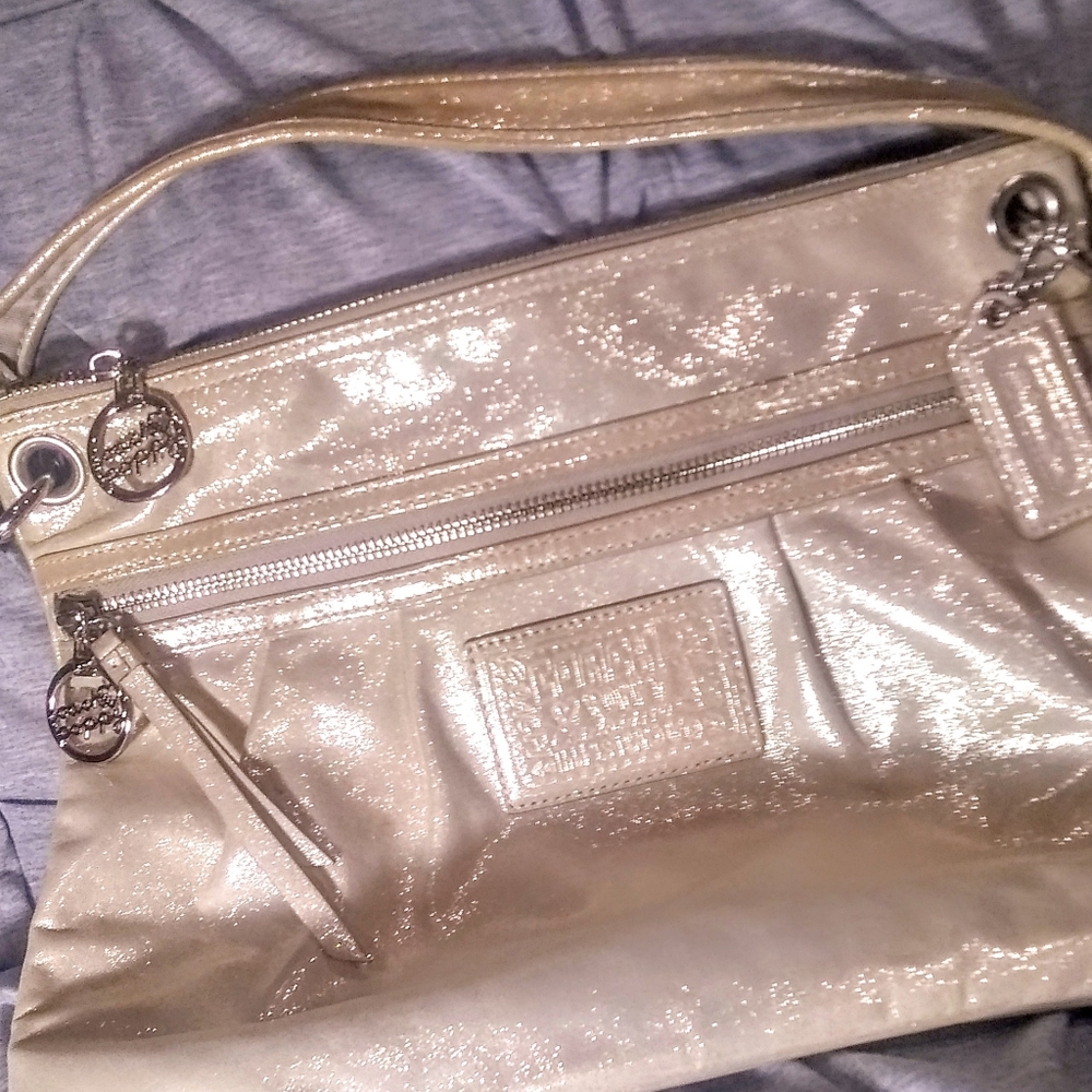 Authentic Coach Poppy - Picture 3 of 12